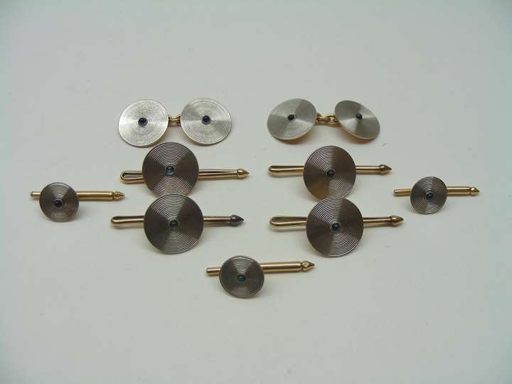Gentleman's dress-set, comprising a pair of cufflinks, four buttons and three studs